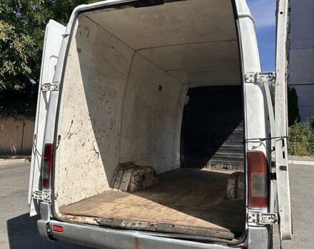 Белый Мерседес Sprinter, объемом двигателя 2.2 л и пробегом 832 тыс. км за 8200 $, фото 117 на Automoto.ua