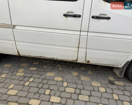 Білий Мерседес Sprinter, об'ємом двигуна 2.15 л та пробігом 500 тис. км за 7000 $, фото 3 на Automoto.ua