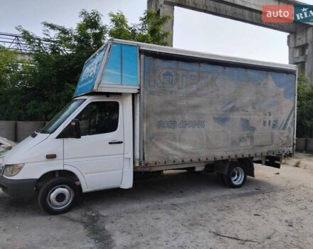 Белый Мерседес Sprinter, объемом двигателя 2.7 л и пробегом 620 тыс. км за 9500 $, фото 4 на Automoto.ua