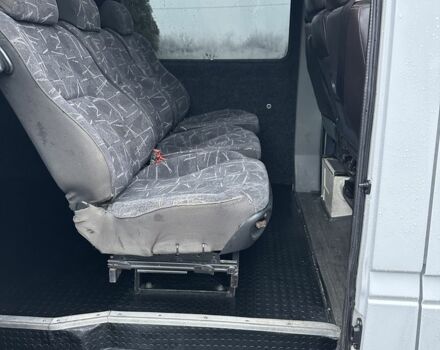 Белый Мерседес Sprinter, объемом двигателя 2.1 л и пробегом 850 тыс. км за 10500 $, фото 17 на Automoto.ua