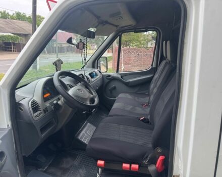 Белый Мерседес Sprinter, объемом двигателя 2.2 л и пробегом 515 тыс. км за 3200 $, фото 6 на Automoto.ua