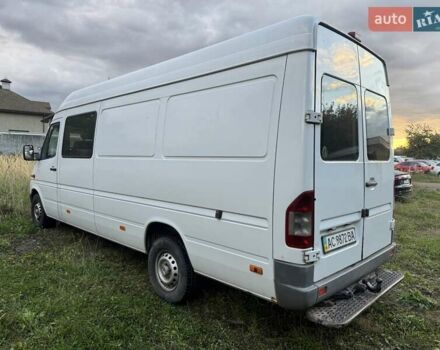 Белый Мерседес Sprinter, объемом двигателя 2.2 л и пробегом 388 тыс. км за 9700 $, фото 5 на Automoto.ua