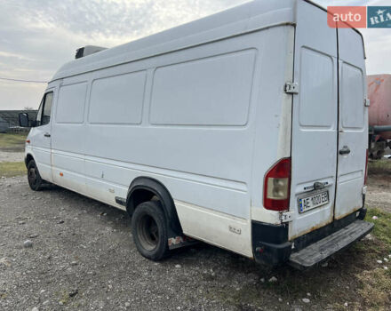 Белый Мерседес Sprinter, объемом двигателя 2.7 л и пробегом 470 тыс. км за 9000 $, фото 1 на Automoto.ua