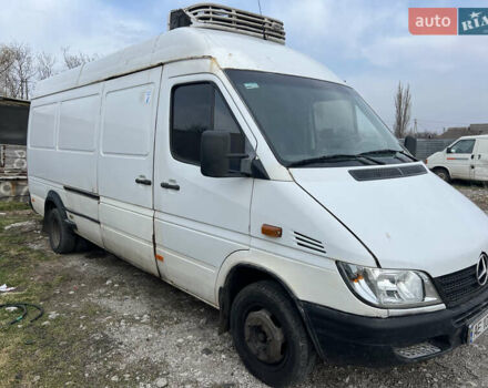 Белый Мерседес Sprinter, объемом двигателя 2.7 л и пробегом 470 тыс. км за 9000 $, фото 12 на Automoto.ua