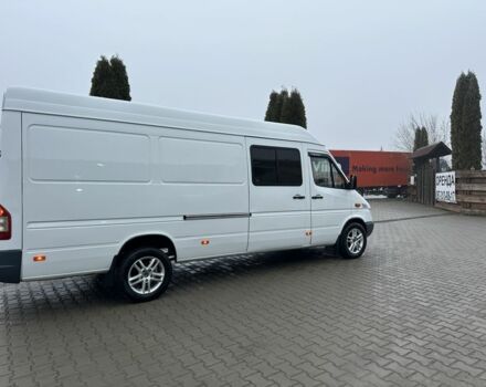 Белый Мерседес Sprinter, объемом двигателя 2.1 л и пробегом 850 тыс. км за 10500 $, фото 5 на Automoto.ua