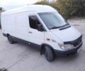 Белый Мерседес Sprinter, объемом двигателя 2.1 л и пробегом 400 тыс. км за 8000 $, фото 4 на Automoto.ua