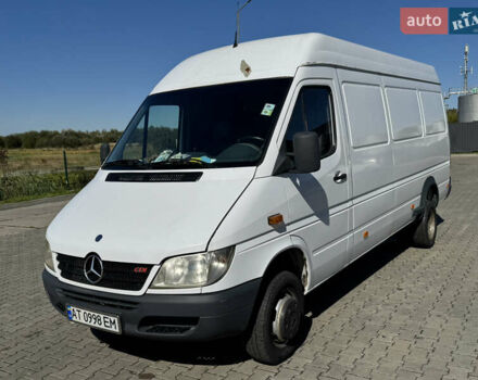 Белый Мерседес Sprinter, объемом двигателя 2.7 л и пробегом 450 тыс. км за 17000 $, фото 13 на Automoto.ua