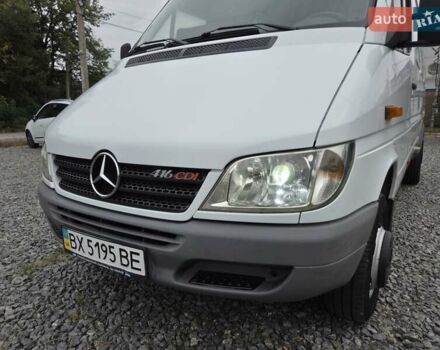 Белый Мерседес Sprinter, объемом двигателя 2.7 л и пробегом 350 тыс. км за 19800 $, фото 14 на Automoto.ua