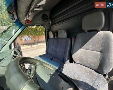 Белый Мерседес Sprinter, объемом двигателя 2.2 л и пробегом 832 тыс. км за 8200 $, фото 22 на Automoto.ua