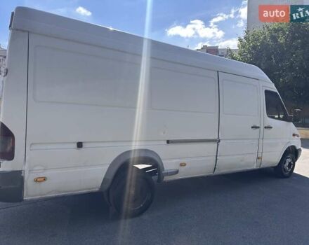 Белый Мерседес Sprinter, объемом двигателя 2.2 л и пробегом 832 тыс. км за 8200 $, фото 13 на Automoto.ua