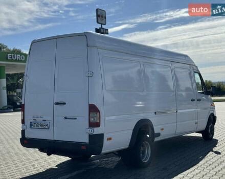 Белый Мерседес Sprinter, объемом двигателя 2.7 л и пробегом 450 тыс. км за 17000 $, фото 5 на Automoto.ua