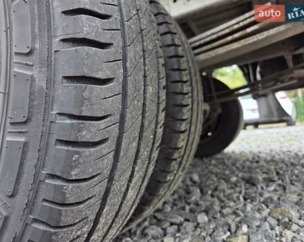 Белый Мерседес Sprinter, объемом двигателя 2.7 л и пробегом 350 тыс. км за 18900 $, фото 36 на Automoto.ua