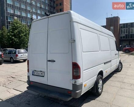 Белый Мерседес Sprinter, объемом двигателя 2.69 л и пробегом 625 тыс. км за 11999 $, фото 13 на Automoto.ua