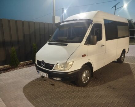 Білий Мерседес Sprinter, об'ємом двигуна 2.1 л та пробігом 600 тис. км за 8000 $, фото 1 на Automoto.ua