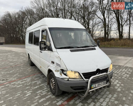 Белый Мерседес Sprinter, объемом двигателя 2.2 л и пробегом 200 тыс. км за 6750 $, фото 2 на Automoto.ua