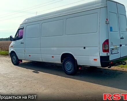 Белый Мерседес Sprinter, объемом двигателя 2.1 л и пробегом 700 тыс. км за 7000 $, фото 3 на Automoto.ua