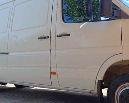 Белый Мерседес Sprinter, объемом двигателя 2.7 л и пробегом 280 тыс. км за 14500 $, фото 44 на Automoto.ua