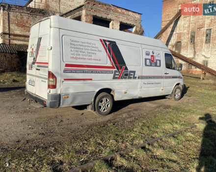 Белый Мерседес Sprinter, объемом двигателя 2.15 л и пробегом 450 тыс. км за 6000 $, фото 3 на Automoto.ua