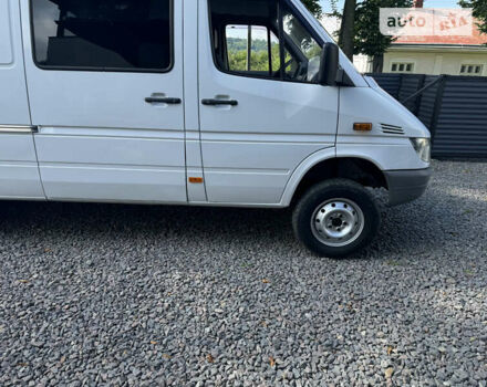 Білий Мерседес Sprinter, об'ємом двигуна 2.2 л та пробігом 350 тис. км за 19000 $, фото 2 на Automoto.ua