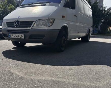 Белый Мерседес Sprinter, объемом двигателя 2.2 л и пробегом 832 тыс. км за 8200 $, фото 146 на Automoto.ua