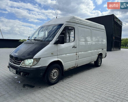 Белый Мерседес Sprinter, объемом двигателя 2.15 л и пробегом 682 тыс. км за 7300 $, фото 1 на Automoto.ua