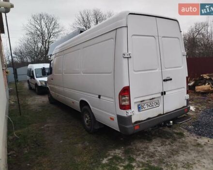 Белый Мерседес Sprinter, объемом двигателя 2.1 л и пробегом 400 тыс. км за 10500 $, фото 1 на Automoto.ua