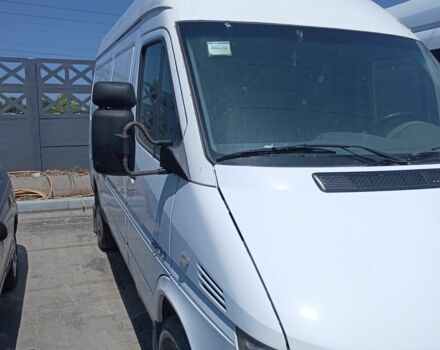 Белый Мерседес Sprinter, объемом двигателя 2.7 л и пробегом 250 тыс. км за 6500 $, фото 6 на Automoto.ua