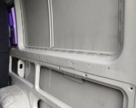Белый Мерседес Sprinter, объемом двигателя 2.2 л и пробегом 390 тыс. км за 12000 $, фото 37 на Automoto.ua