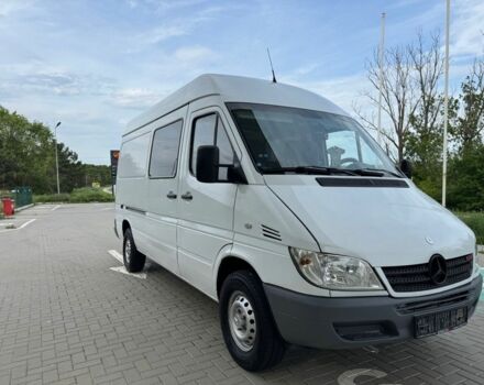 Белый Мерседес Sprinter, объемом двигателя 2.2 л и пробегом 450 тыс. км за 3400 $, фото 9 на Automoto.ua