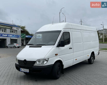 Білий Мерседес Sprinter, об'ємом двигуна 2.2 л та пробігом 555 тис. км за 10999 $, фото 1 на Automoto.ua