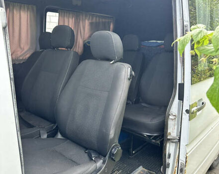 Белый Мерседес Sprinter, объемом двигателя 2.15 л и пробегом 450 тыс. км за 9500 $, фото 4 на Automoto.ua