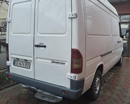 Белый Мерседес Sprinter, объемом двигателя 2.69 л и пробегом 179 тыс. км за 6500 $, фото 1 на Automoto.ua