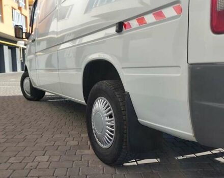Белый Мерседес Sprinter, объемом двигателя 0 л и пробегом 375 тыс. км за 10000 $, фото 10 на Automoto.ua