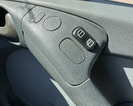 Белый Мерседес Sprinter, объемом двигателя 2.7 л и пробегом 450 тыс. км за 17000 $, фото 21 на Automoto.ua