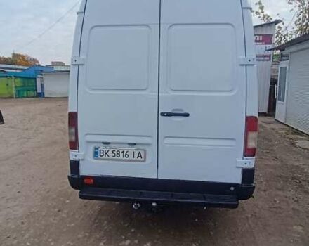 Белый Мерседес Sprinter, объемом двигателя 2.69 л и пробегом 630 тыс. км за 10000 $, фото 18 на Automoto.ua