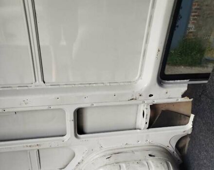 Белый Мерседес Sprinter, объемом двигателя 2.2 л и пробегом 390 тыс. км за 12000 $, фото 35 на Automoto.ua