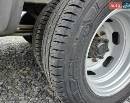 Белый Мерседес Sprinter, объемом двигателя 2.7 л и пробегом 350 тыс. км за 18900 $, фото 35 на Automoto.ua