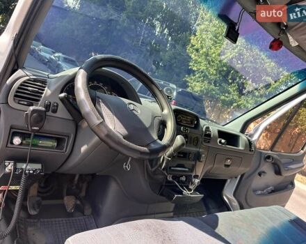Белый Мерседес Sprinter, объемом двигателя 2.2 л и пробегом 832 тыс. км за 8200 $, фото 39 на Automoto.ua