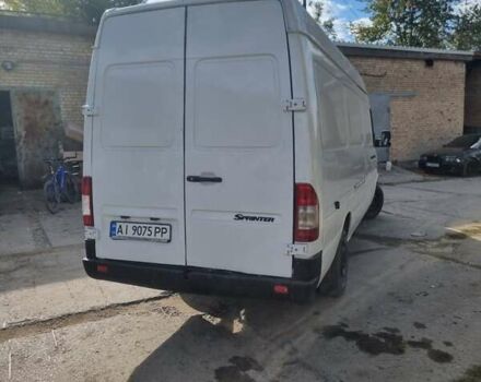 Белый Мерседес Sprinter, объемом двигателя 2.15 л и пробегом 500 тыс. км за 7900 $, фото 3 на Automoto.ua