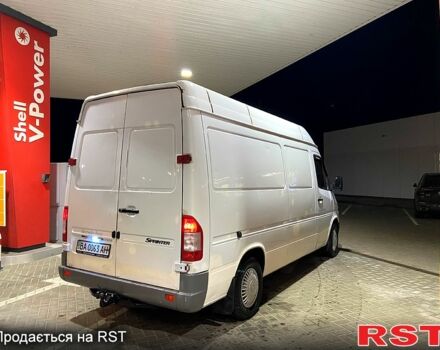 Белый Мерседес Sprinter, объемом двигателя 2.2 л и пробегом 430 тыс. км за 7500 $, фото 2 на Automoto.ua