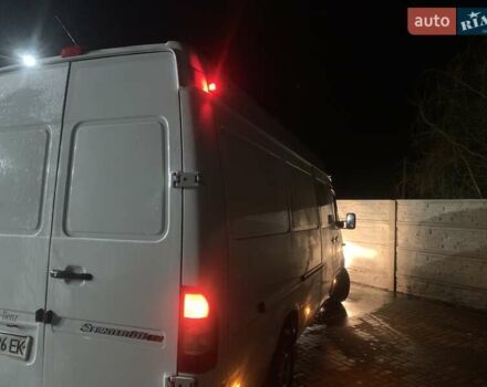 Белый Мерседес Sprinter, объемом двигателя 2.5 л и пробегом 214 тыс. км за 12000 $, фото 9 на Automoto.ua
