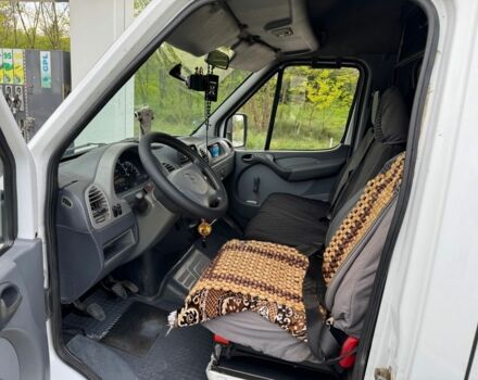 Белый Мерседес Sprinter, объемом двигателя 2.2 л и пробегом 450 тыс. км за 3400 $, фото 4 на Automoto.ua