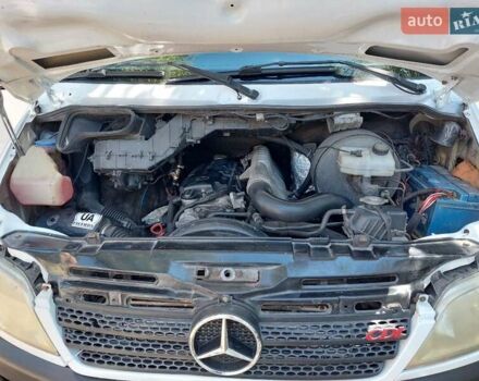 Білий Мерседес Sprinter, об'ємом двигуна 2.69 л та пробігом 109 тис. км за 15900 $, фото 13 на Automoto.ua