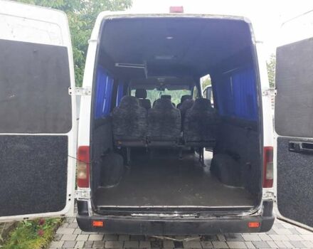Белый Мерседес Sprinter, объемом двигателя 2.15 л и пробегом 280 тыс. км за 7000 $, фото 2 на Automoto.ua