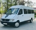 Белый Мерседес Sprinter, объемом двигателя 2.9 л и пробегом 300 тыс. км за 3200 $, фото 1 на Automoto.ua