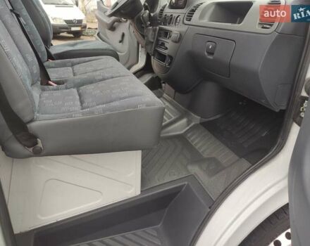 Белый Мерседес Sprinter, объемом двигателя 0 л и пробегом 298 тыс. км за 17500 $, фото 21 на Automoto.ua