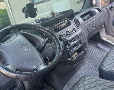 Белый Мерседес Sprinter, объемом двигателя 0 л и пробегом 586 тыс. км за 10500 $, фото 6 на Automoto.ua