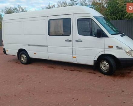 Белый Мерседес Sprinter, объемом двигателя 2.69 л и пробегом 630 тыс. км за 10000 $, фото 9 на Automoto.ua