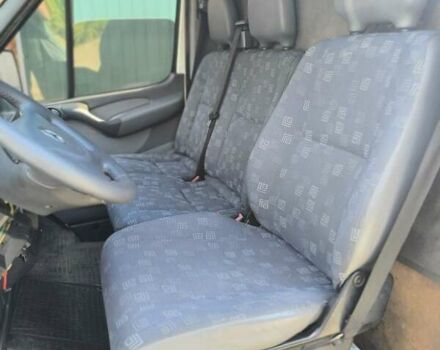 Белый Мерседес Sprinter, объемом двигателя 2.2 л и пробегом 637 тыс. км за 10000 $, фото 24 на Automoto.ua