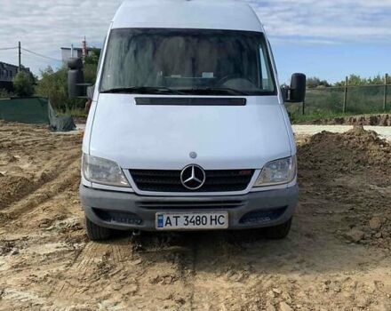 Белый Мерседес Sprinter, объемом двигателя 2.2 л и пробегом 700 тыс. км за 10500 $, фото 8 на Automoto.ua